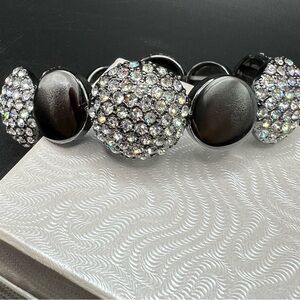 Chico’s gunmetal and rhinestone elegant bracelet stretch